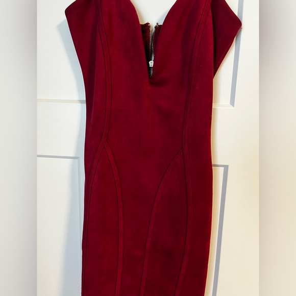 Windsor Strapless Burgundy Dress - Picture 2 of 5